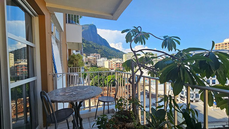 Private Room | Pool & Christ the Redeemer View