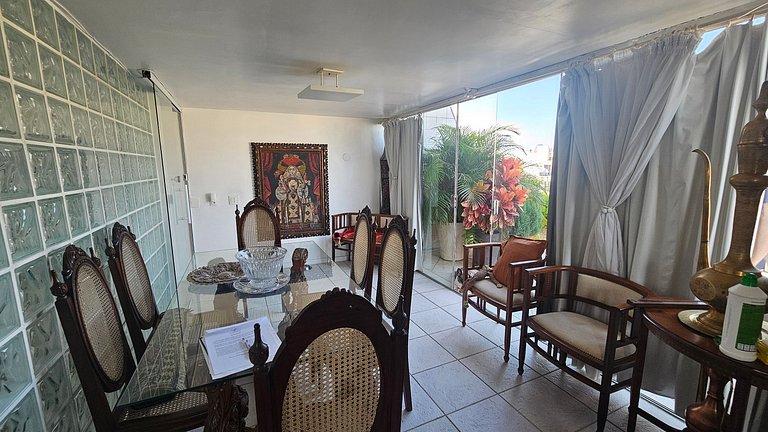 Piscina com Vista - Quarto em Cobertura Duplex