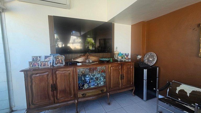 Piscina com Vista - Quarto em Cobertura Duplex