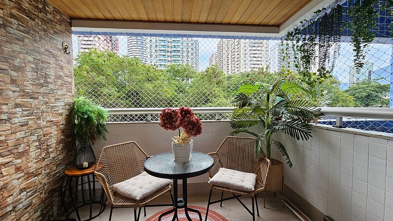 Barra Premium 2 Bedrooms with Pool and Balcony