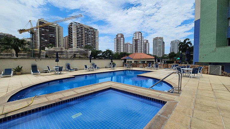 Barra Premium 2 Bedrooms with Pool and Balcony