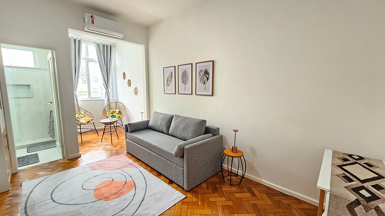 Leblon Studio | Steps from Beach & Dias Ferreira