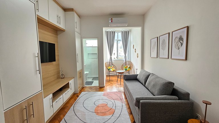 Leblon Studio | Steps from Beach & Dias Ferreira
